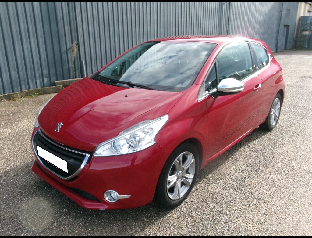 Peugeot 208 PTECH 110 ALLURE BVM