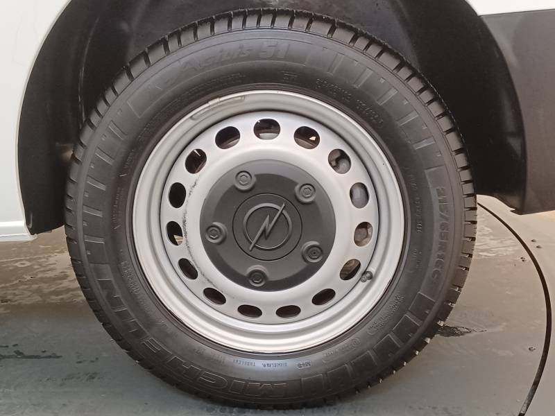 Opel Vivaro - FOURGON FGN L2 2.0 DIESEL 120 CH PTAC AUGMENTE PACK CLIM