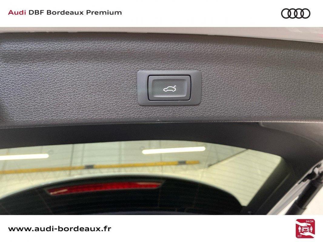 Audi Q3 - 45 TFSIe 245 ch S tronic 6 S line