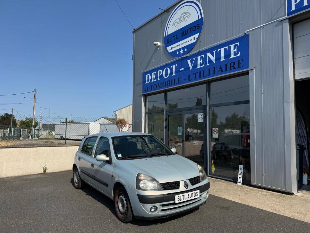 Renault Clio 2 PH2 1.2 i 60 CH EXPRESSION 86000 KM / REPRISE POSSIBLE
