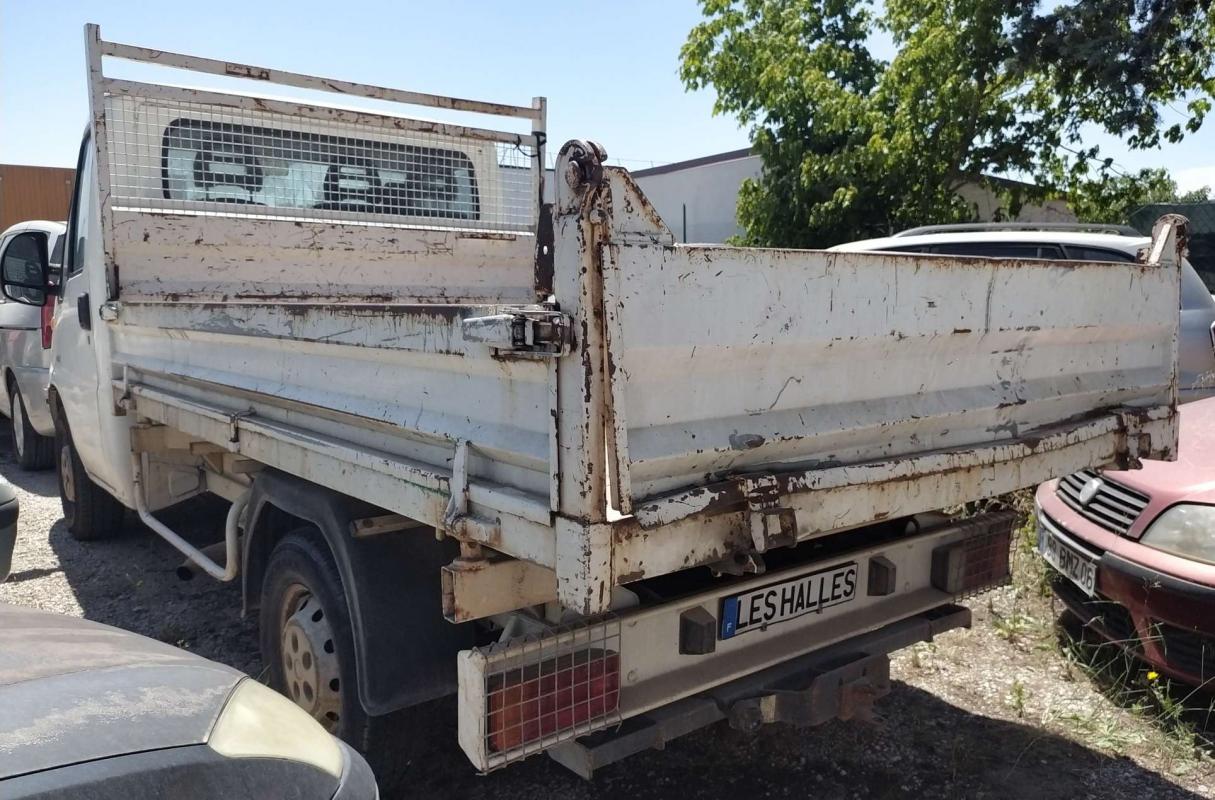 Peugeot Boxer II Tribenne 2,2 HDI 100CV 3Pl